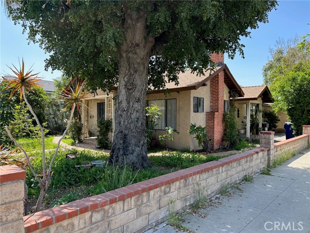 646 Hollister Street photo 2