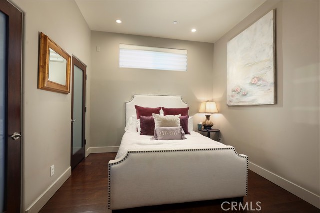 23640 Aster Trail, Calabasas CA: https://media.crmls.org/medias/bab6b172-ce4e-42a1-a925-c3ba25989736.jpg