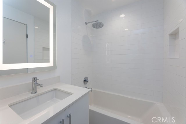 4831 Craner Avenue, North Hollywood CA: https://media.crmls.org/medias/bab77b54-c044-402c-8f6f-1c1a923cb25e.jpg