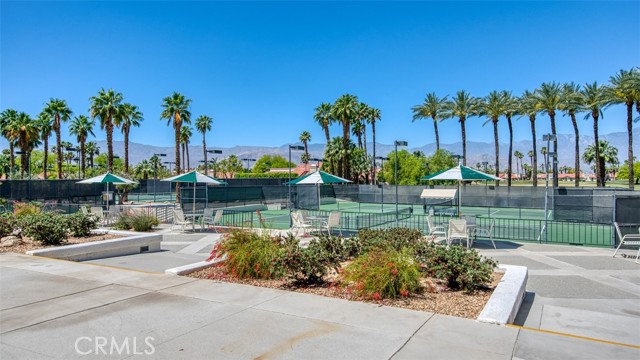 Image 29 for 445   Desert Falls DR