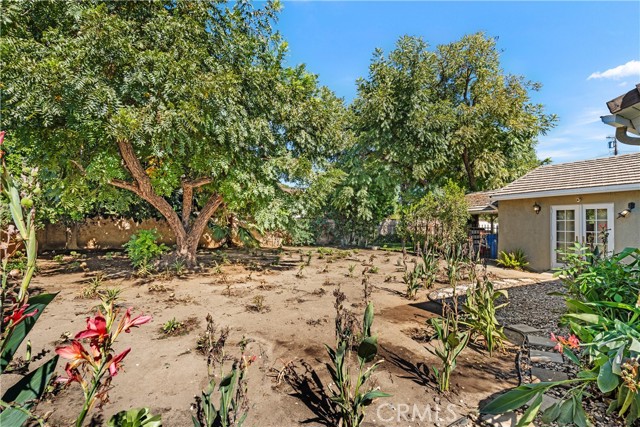 Detail Gallery Image 33 of 34 For 8757 Encino Ave, –,  CA 91325 - 4 Beds | 2/1 Baths