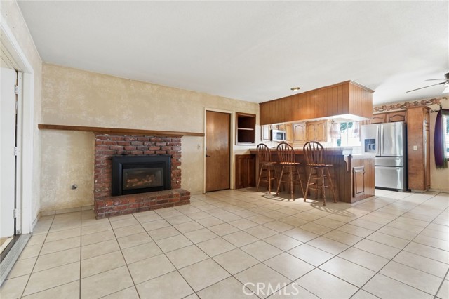 Detail Gallery Image 29 of 68 For 24053 Road 212, Lindsay,  CA 93247 - 3 Beds | 2 Baths