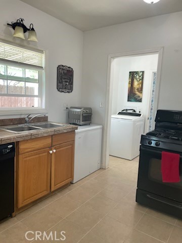 Detail Gallery Image 8 of 24 For 431 Douglas, Bakersfield,  CA 93308 - 2 Beds | 1 Baths