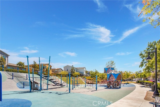 2 Fosco Street, Rancho Mission Viejo CA: https://media.crmls.org/medias/babaae1d-a74f-4b7f-93b8-cdefab3689c4.jpg