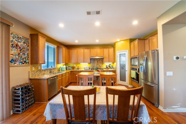 Detail Gallery Image 12 of 50 For 14925 Stephenson, Moreno Valley,  CA 92555 - 5 Beds | 2/1 Baths