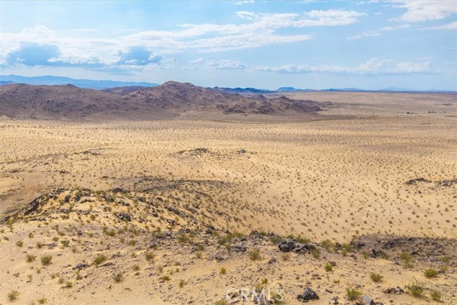 67859 Valle Vista Road, 29 Palms CA: https://media.crmls.org/medias/babae916-ae37-462d-8b12-4eba7eb53bd4.jpg