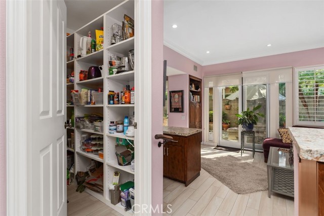 6260 Napoli Court, Long Beach CA: https://media.crmls.org/medias/babb134d-074d-46e0-b784-052dd3ca8887.jpg