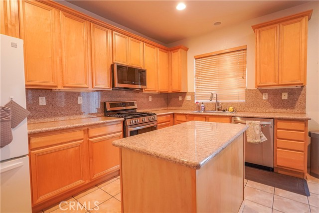 Detail Gallery Image 18 of 48 For 15133 Pasture, Victorville,  CA 92394 - 4 Beds | 2/1 Baths