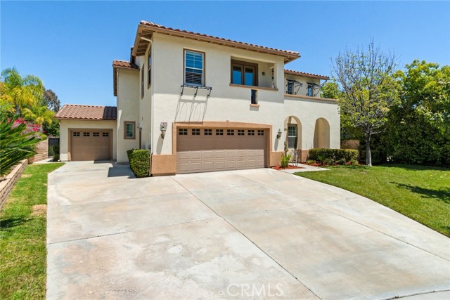 Detail Gallery Image 1 of 35 For 1485 Deer Hollow Dr, Corona,  CA 92882 - 5 Beds | 3 Baths