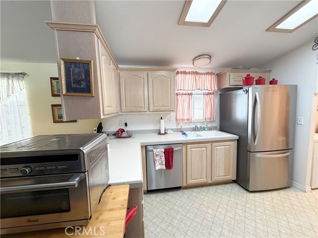 Detail Gallery Image 11 of 36 For 15111 Pipeline Ave #18,  Chino Hills,  CA 91709 - 3 Beds | 2 Baths