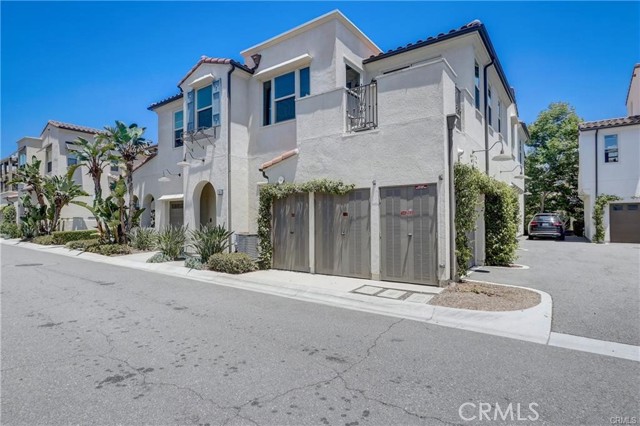 44 Hoya Street, Rancho Mission Viejo CA: https://media.crmls.org/medias/babdae8c-f77a-4e06-a92c-a3b2b6218fff.jpg