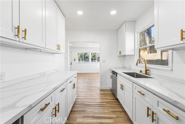 Detail Gallery Image 8 of 32 For 14840 Polk St, Sylmar,  CA 91342 - 3 Beds | 2 Baths