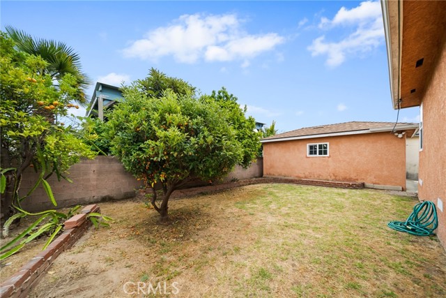 Detail Gallery Image 18 of 24 For 2034 W 165th St, Torrance,  CA 90504 - 3 Beds | 2 Baths