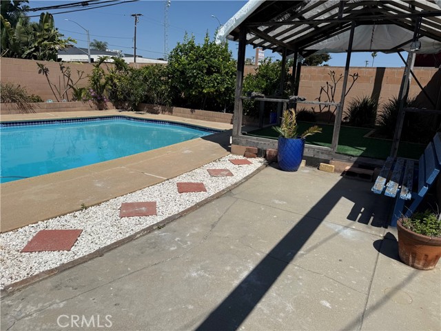 Image 11 of 24 For 12268 Samoline Avenue