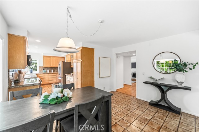 Detail Gallery Image 11 of 39 For 9355 Tanager, Fountain Valley,  CA 92708 - 4 Beds | 2/1 Baths