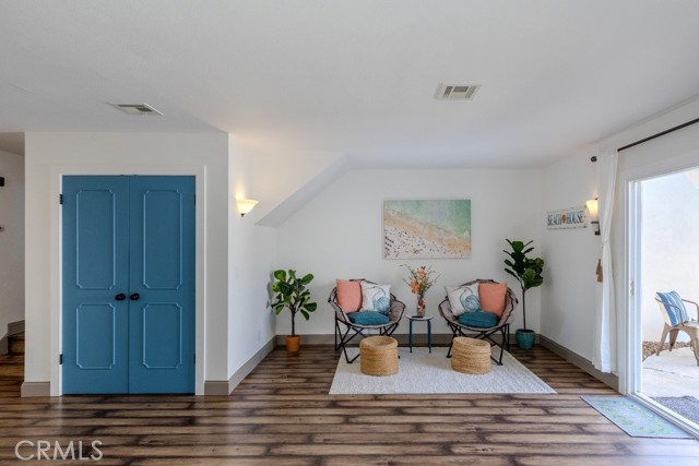 Detail Gallery Image 6 of 45 For 20319 Gardenia, Huntington Beach,  CA 92646 - 2 Beds | 1/1 Baths