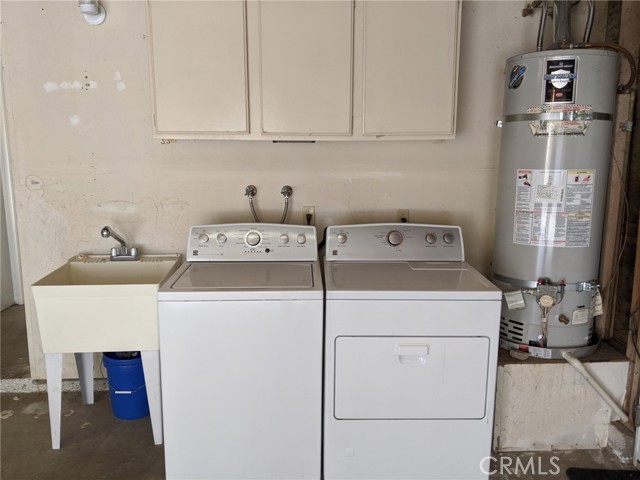 2002 Springcreek Circle, Upland CA: https://media.crmls.org/medias/babffd1e-fa0f-4fa5-9e74-58001d91dd8a.jpg