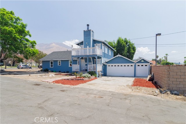 Detail Gallery Image 5 of 45 For 27981 Atlantic Ave, Highland,  CA 92346 - 3 Beds | 2 Baths