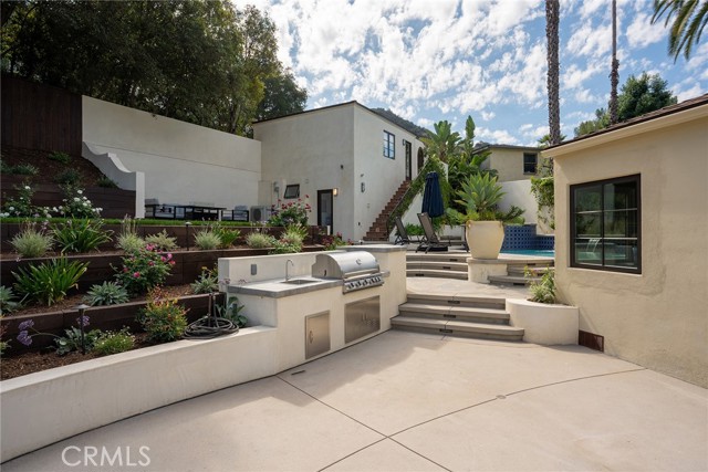 3202 E Chevy Chase, Glendale CA: https://media.crmls.org/medias/bac0899d-2e22-4732-8343-c97fef43fb8a.jpg