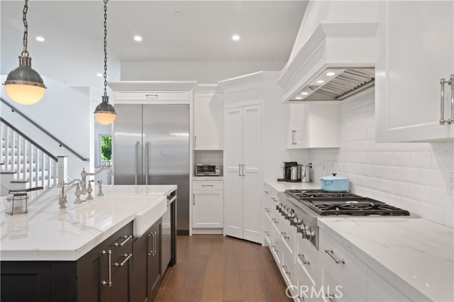 868 27th Street, Manhattan Beach, California 90266, 5 Bedrooms Bedrooms, ,6 BathroomsBathrooms,Residential,Sold,27th,SB21254472