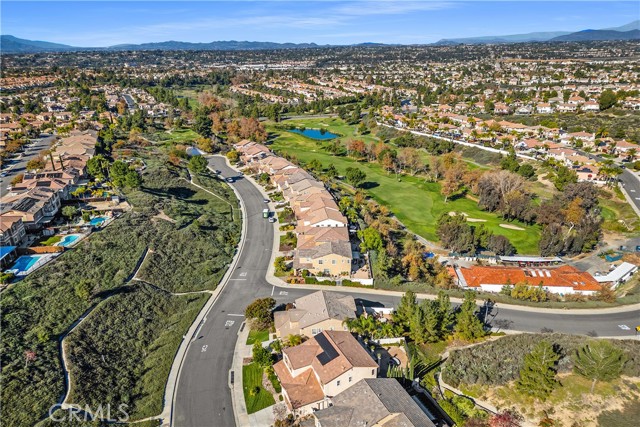 Detail Gallery Image 9 of 47 For 45844 Corte Mislanca, Temecula,  CA 92592 - 5 Beds | 3/1 Baths