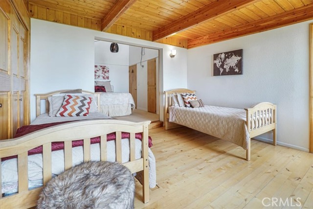 Detail Gallery Image 32 of 39 For 1954 Nob Hill Dr, Running Springs,  CA 92382 - 4 Beds | 2 Baths