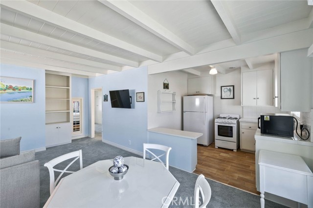 Detail Gallery Image 7 of 18 For 1510 1/2 Abalone Pl, Newport Beach,  CA 92662 - 1 Beds | 1 Baths