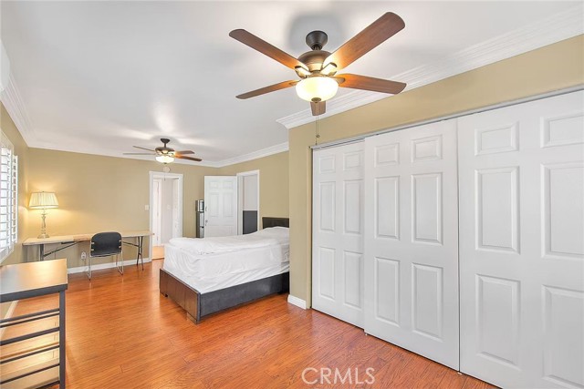 6442 Raymond Avenue, Long Beach CA: https://media.crmls.org/medias/bac31a47-cbc2-40fb-902d-69f5c25066d5.jpg