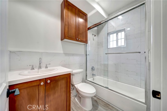 Detail Gallery Image 7 of 30 For 1101 N Maclay Ave #13,  San Fernando,  CA 91340 - 2 Beds | 3/1 Baths