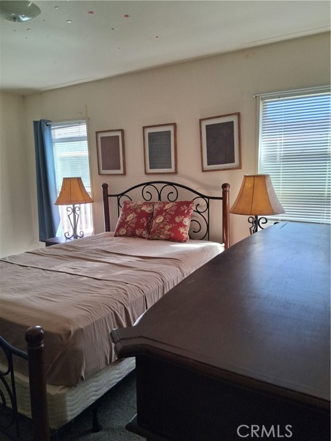 Detail Gallery Image 11 of 18 For 3524 E Avenue R #297,  Palmdale,  CA 93550 - 4 Beds | 2 Baths