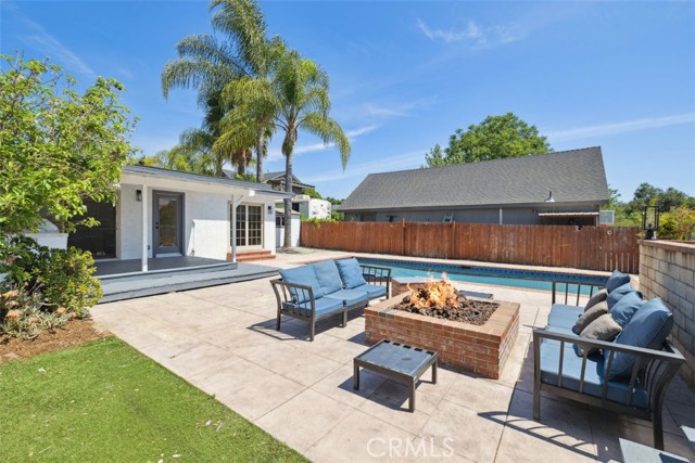 311 Prospect Street, Oak View CA: https://media.crmls.org/medias/bac47295-343d-494a-b756-e8571305787c.jpg