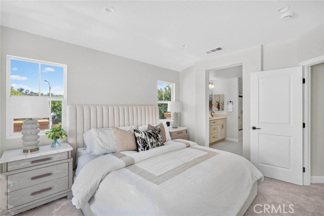 1324 Estel photo 32