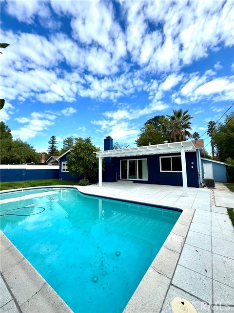 Detail Gallery Image 18 of 21 For 7845 Nevada, Canoga Park,  CA 91304 - 3 Beds | 2 Baths