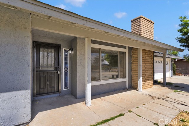 Detail Gallery Image 6 of 20 For 15970 Lindero, Victorville,  CA 92395 - 3 Beds | 2 Baths