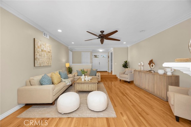 Detail Gallery Image 11 of 44 For 3480 Lilly, Long Beach,  CA 90808 - 4 Beds | 2 Baths