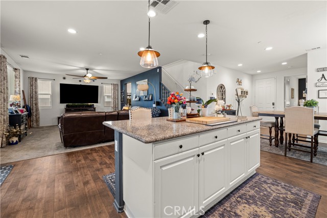 Detail Gallery Image 13 of 41 For 13254 Homeland St, Victorville,  CA 92392 - 4 Beds | 3 Baths