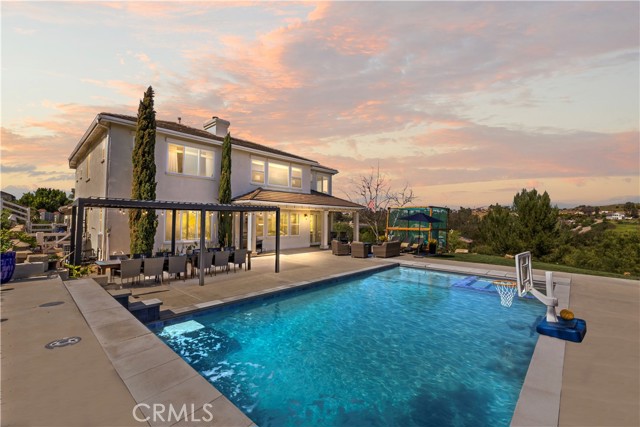 Detail Gallery Image 50 of 66 For 380 Highland Oaks Ct, Fallbrook,  CA 92028 - 5 Beds | 4/1 Baths