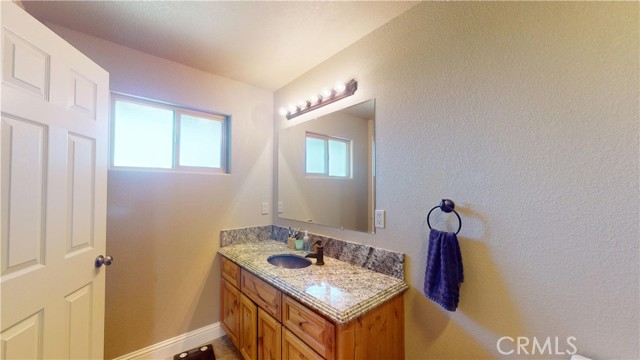 Detail Gallery Image 14 of 31 For 14229 Avenue 23 1/2, Chowchilla,  CA 93610 - 3 Beds | 2/1 Baths