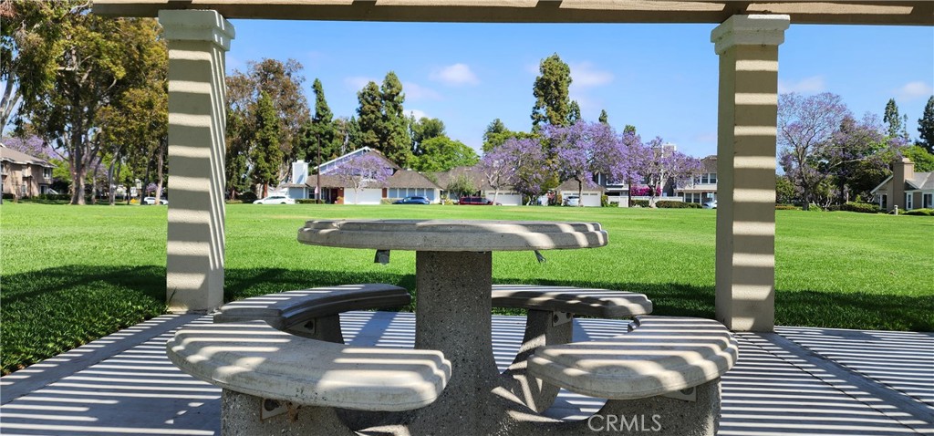 https://media.crmls.org/medias/bac6238a-0a97-4811-a0f5-9d97405a526c.jpg?preset=X-Large