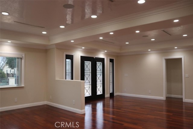 6039 Greenbush Avenue, Van Nuys, CA, 91401 6039 Greenbush Avenue, Van Nuys, CA, 91401