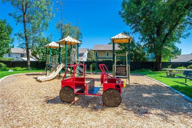 Detail Gallery Image 53 of 56 For 19852 Pandy Ct, Canyon Country,  CA 91351 - 3 Beds | 2/1 Baths