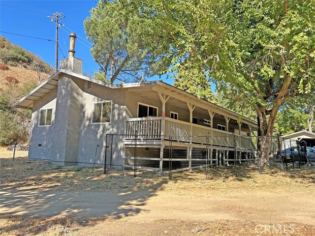 Detail Gallery Image 24 of 43 For 42930 Lake Hughes Rd, Lake Hughes,  CA 93532 - 5 Beds | 4 Baths