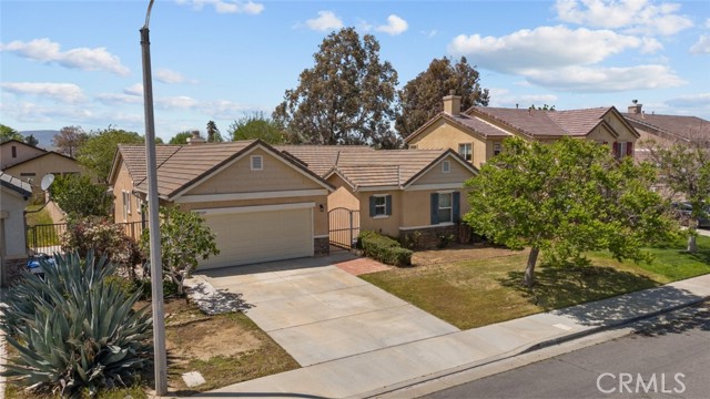 Detail Gallery Image 1 of 35 For 37329 Robin Ln, Palmdale,  CA 93550 - 4 Beds | 2 Baths