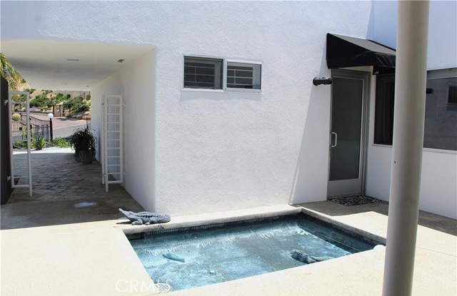 Image 5 of 13 For 27851 Lake St # Casita Only