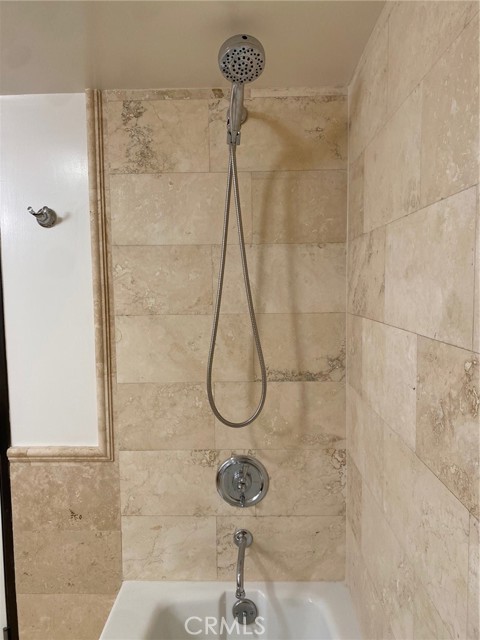 Detail Gallery Image 19 of 20 For 35 N Raymond Ave #211,  Pasadena,  CA 91103 - 1 Beds | 2 Baths