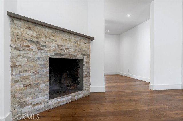 Detail Gallery Image 8 of 54 For 6015 Laurelgrove, North Hollywood,  CA 91606 - 5 Beds | 5 Baths