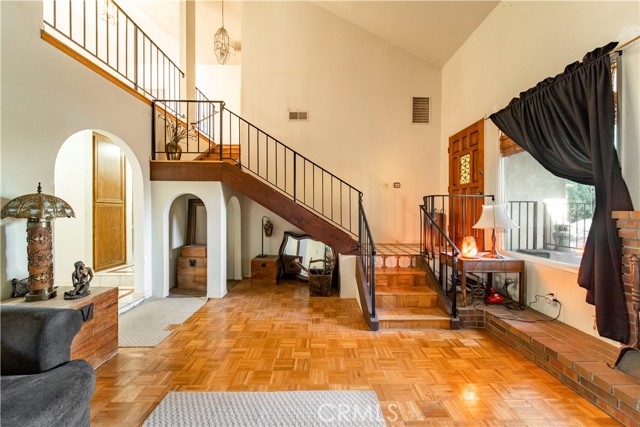 15023 La Valle Street photo 2