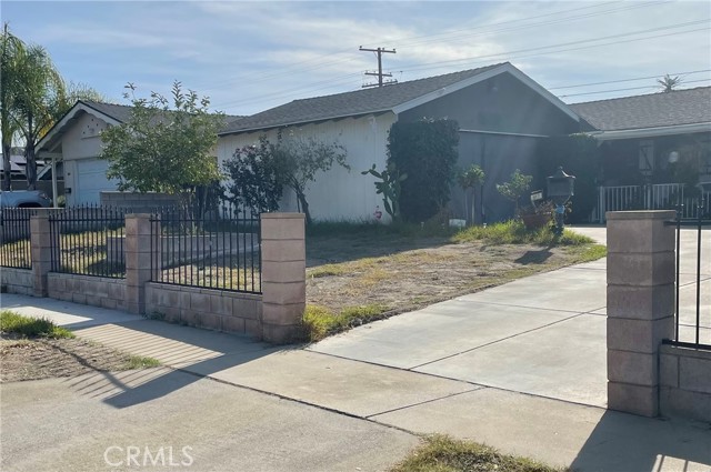 MLS# OC23220936