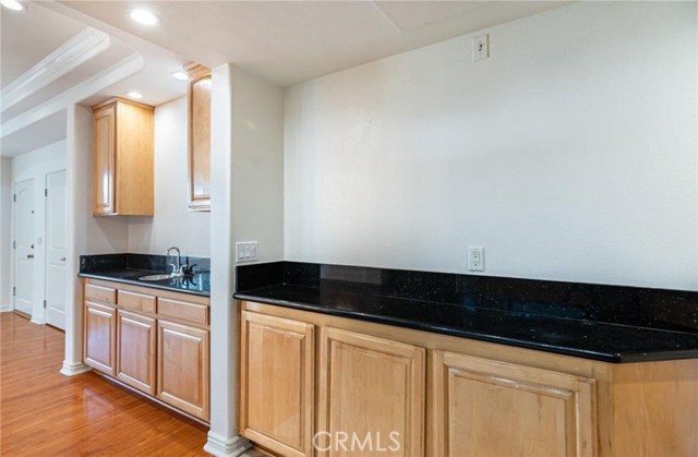 Detail Gallery Image 12 of 15 For 231 E Burbank Bld, Burbank,  CA 91502 - – Beds | – Baths