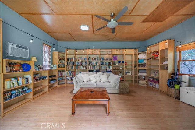 Detail Gallery Image 40 of 56 For 526 W 12th St, Claremont,  CA 91711 - 3 Beds | 2/1 Baths